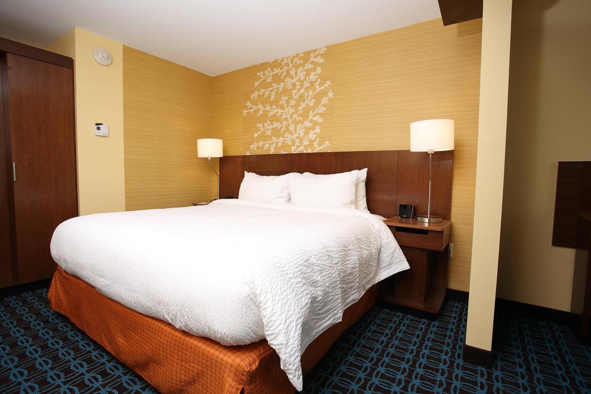 Fairfield Inn & Suites By Marriott East Grand Forks Bagian luar foto